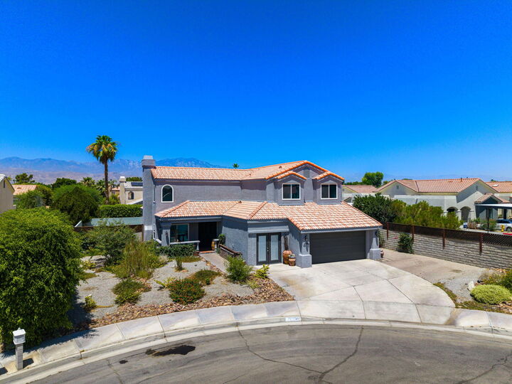 Property Photo:  41945 Maryn Court  CA 92211 