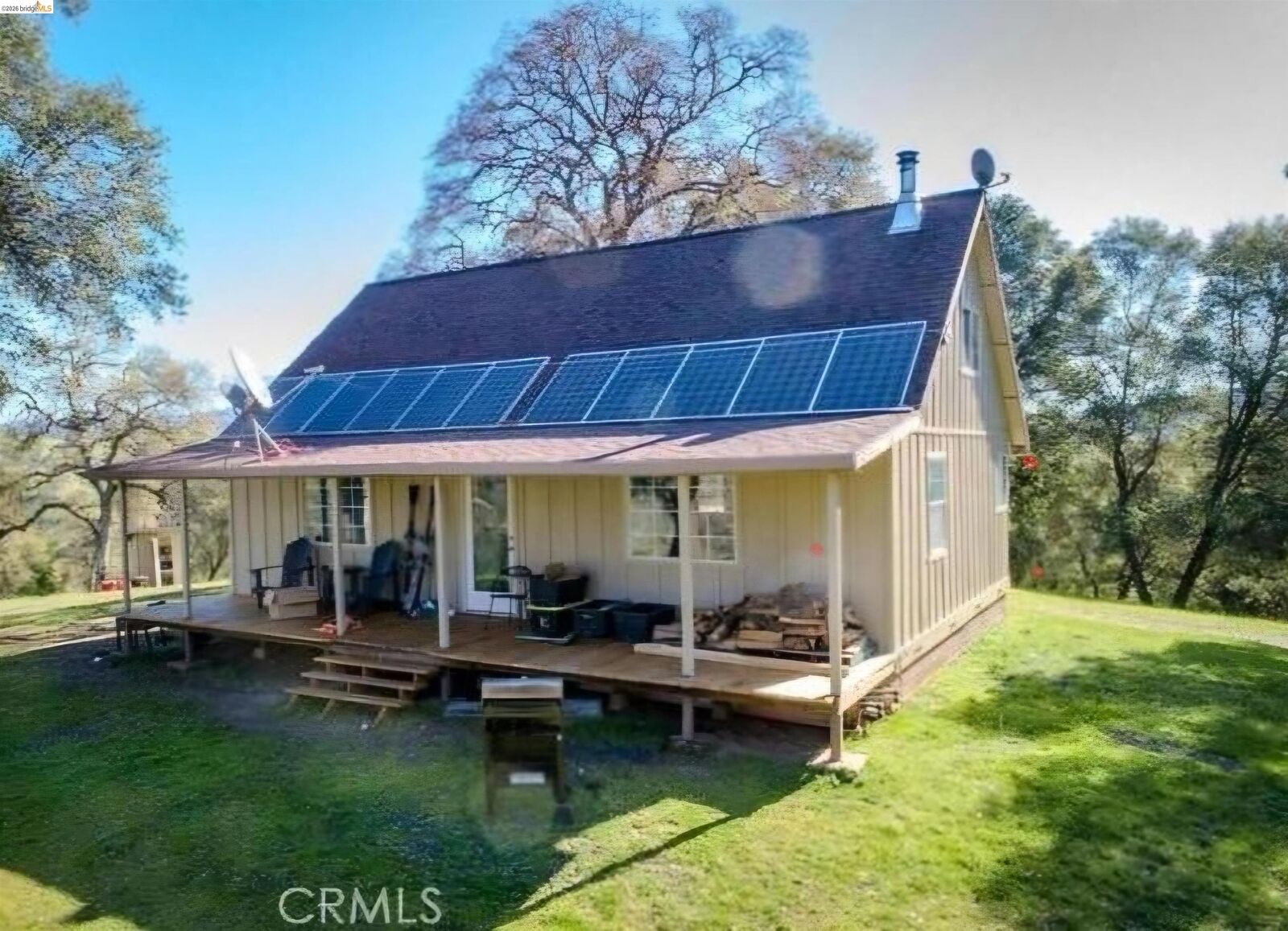 Property Photo:  
