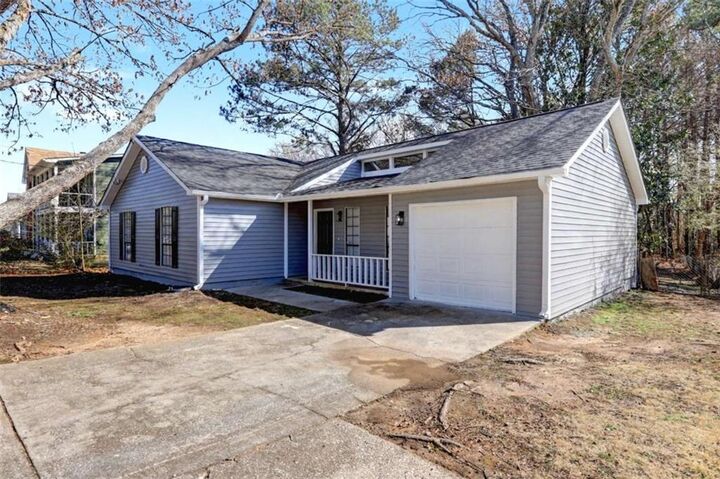 Property Photo:  17 Rivercrest Drive  GA 30274 