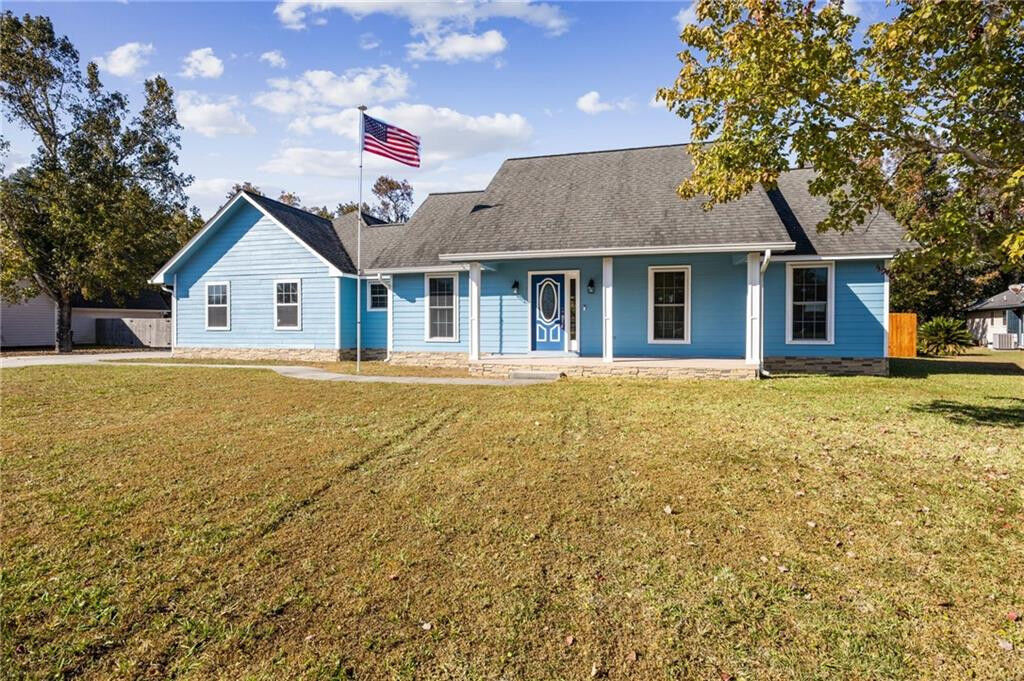 Property Photo:  183 Rainbow Lane  GA 31569 