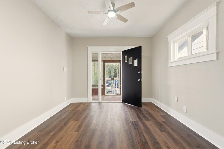 Property Photo:  209 S 42nd St  KY 40212 