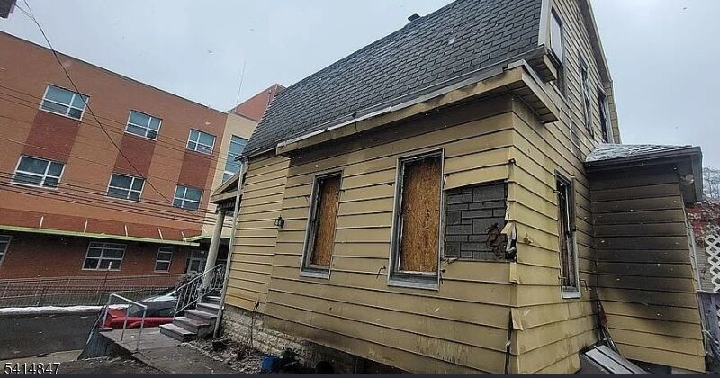 Property Photo: 176 Madison Ave NJ 07111