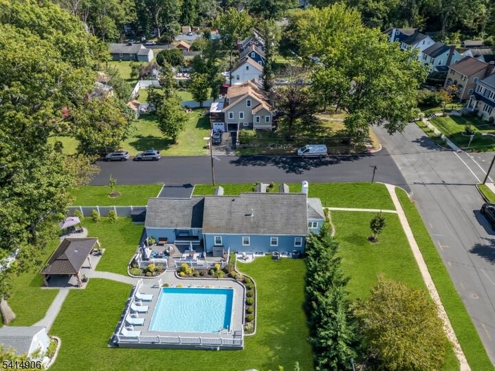 Property Photo:  917 Fernwood Ave  NJ 07062 