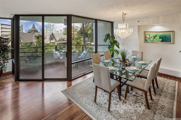 Property Photo:  1525 Wilder Avenue 308  HI 96822 