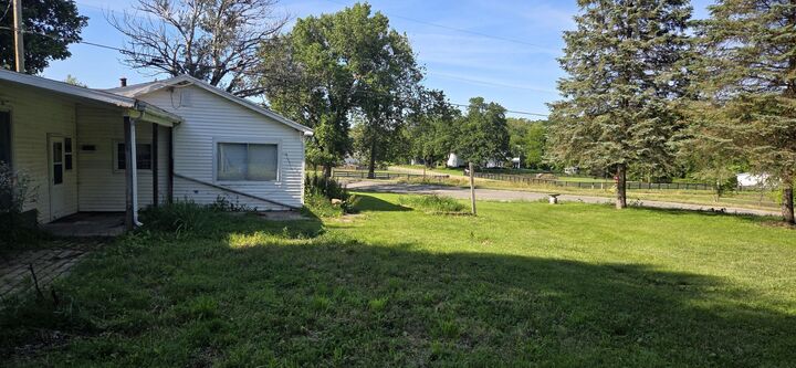 Property Photo: 4812 Spring Creek Road MI 49128