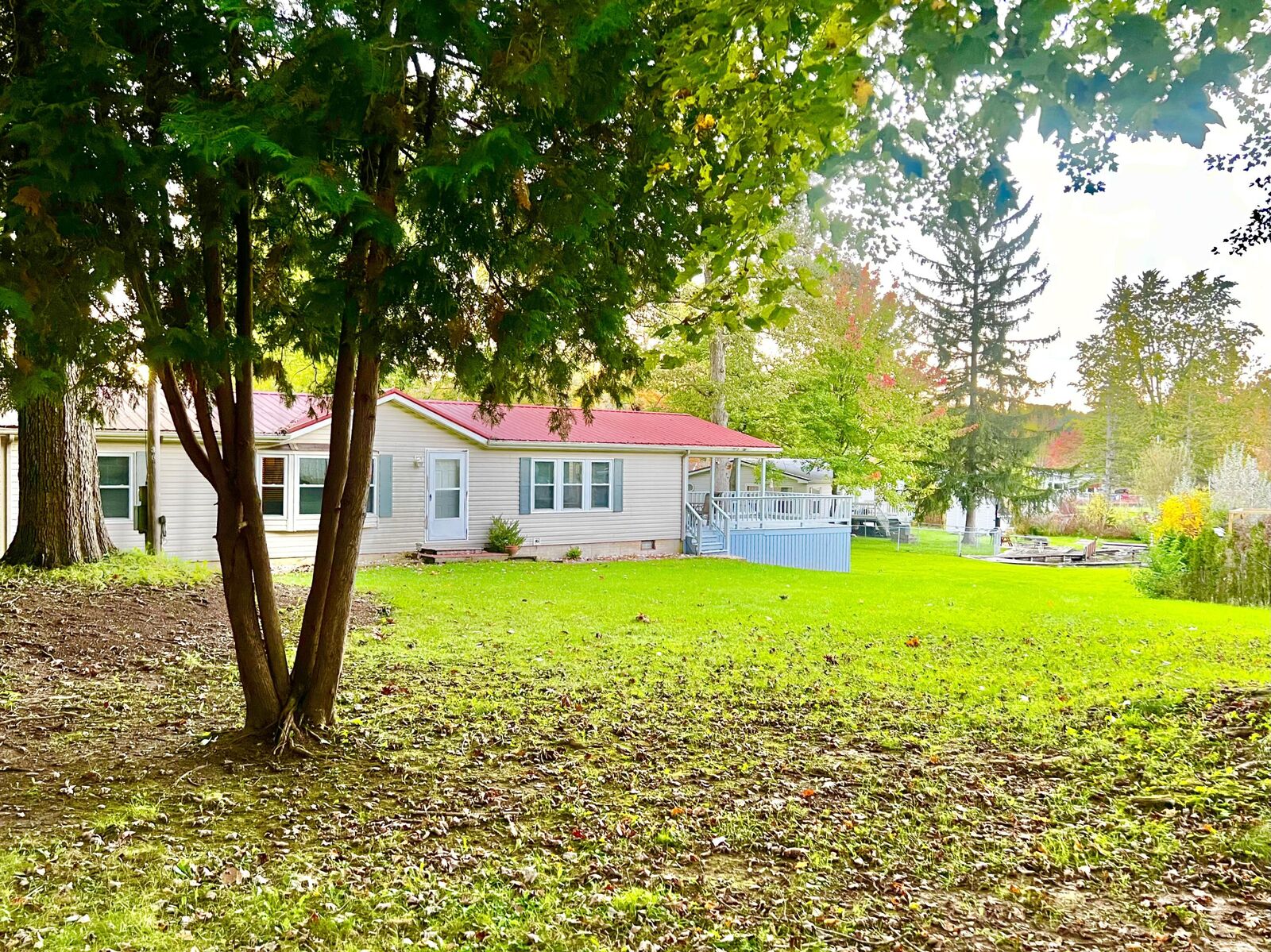 Property Photo:  5482 Circle Drive  MI 49274 