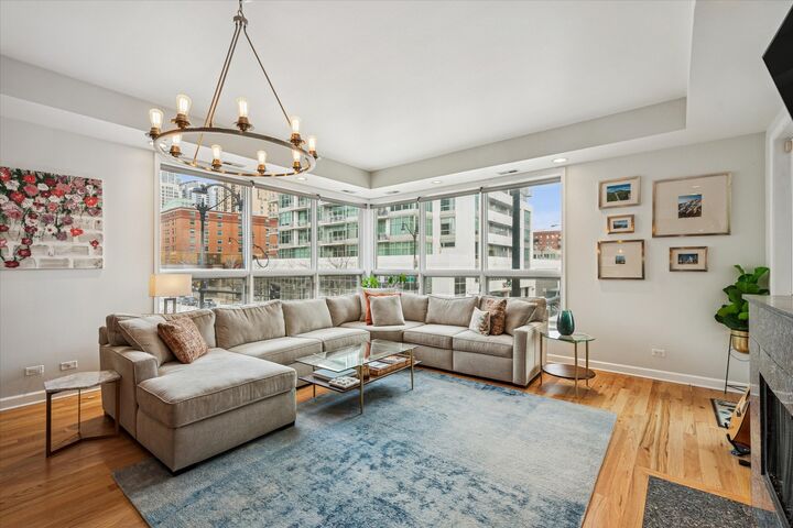 Property Photo: 1600 S Wabash Avenue 2E IL 60616