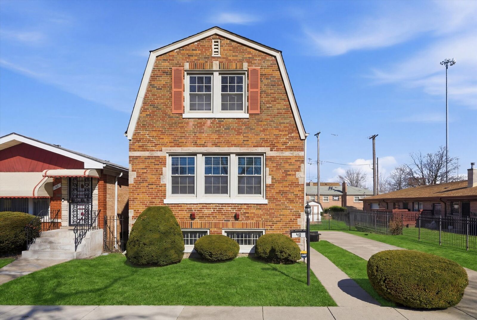 Property Photo:  40 W 81st Street  IL 60620 