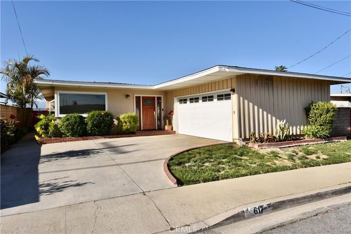 Property Photo: 617 S Bradshawe CA 91754