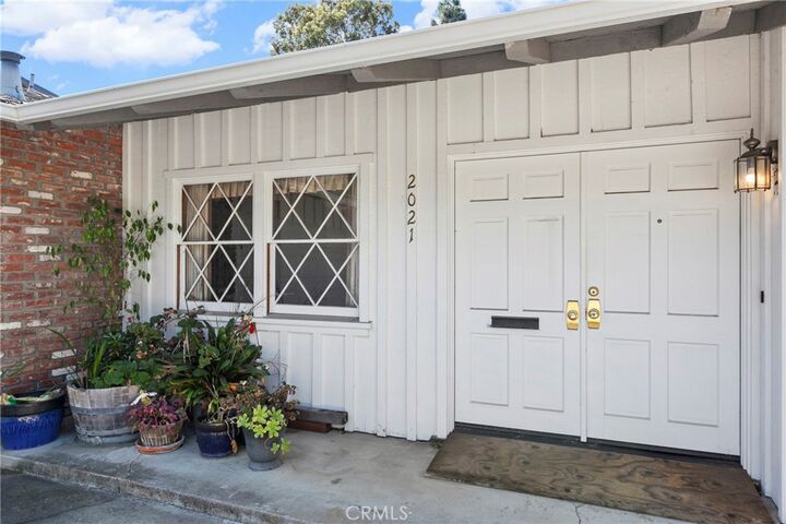 Property Photo:  2021 Skylark  CA 93401 