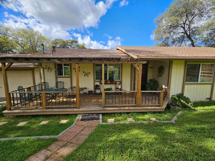 Property Photo:  2131 Cabiao Road  CA 95667 