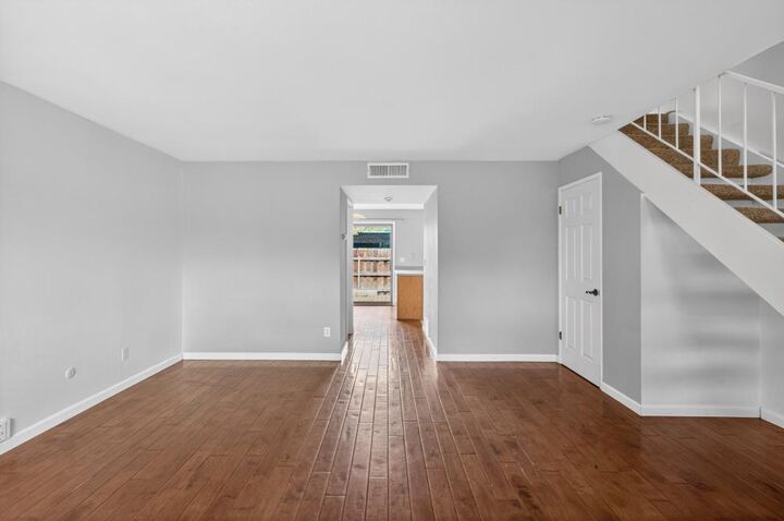 Property Photo: 2161 Cottage Way CA 95825