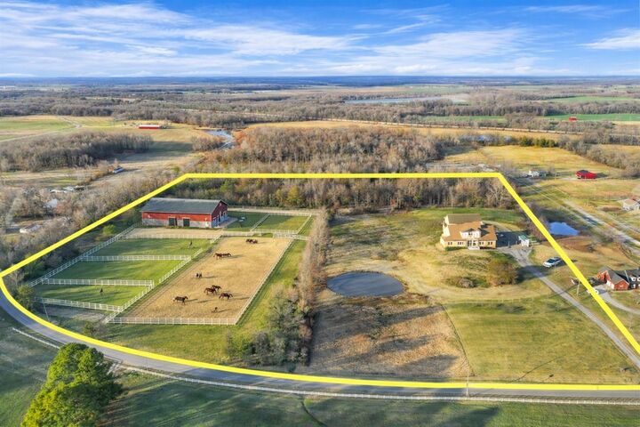 Property Photo: 4591 Pineywoods Rd TN 37010