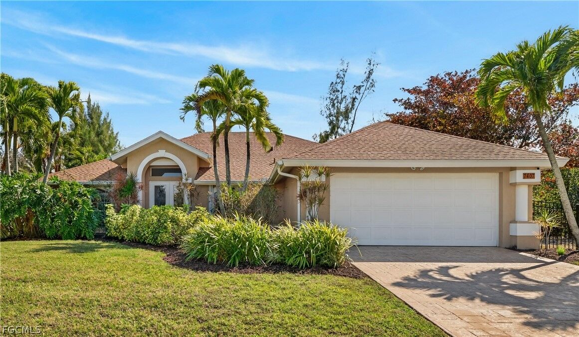 Property Photo:  7407 Cobb Road  FL 33922 