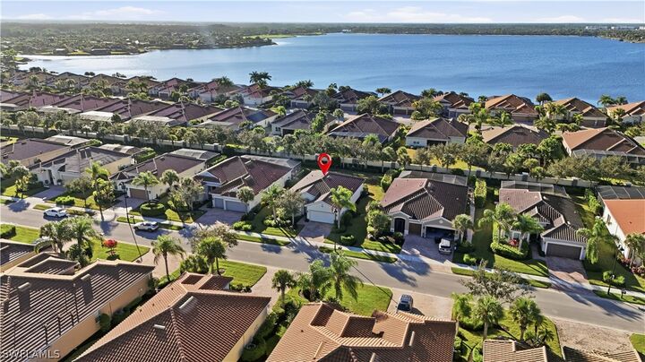 Property Photo:  9328 Fieldstone Lane  FL 34120 