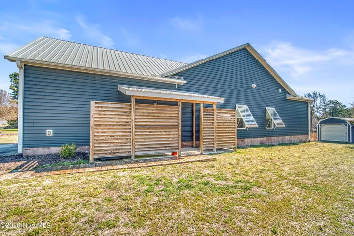 Property Photo:  266 Ennett Lane  NC 28460 