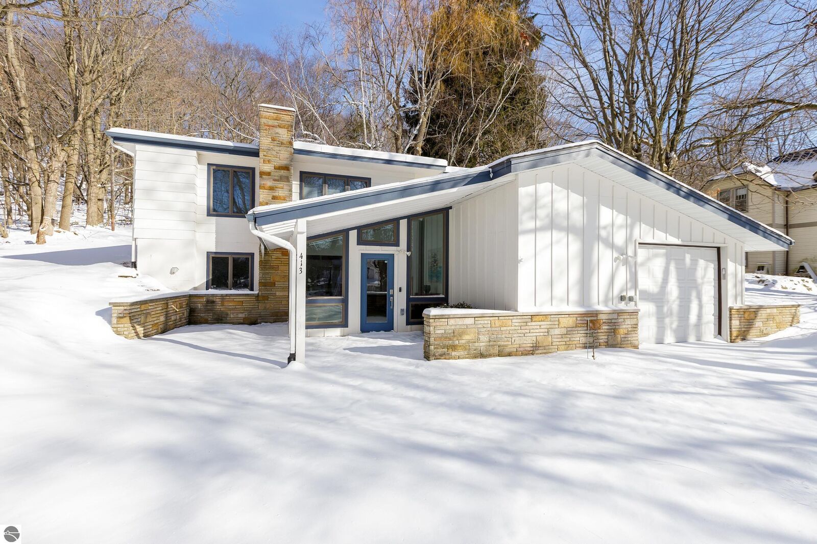 Property Photo:  413-415 Leelanau  MI 49635 