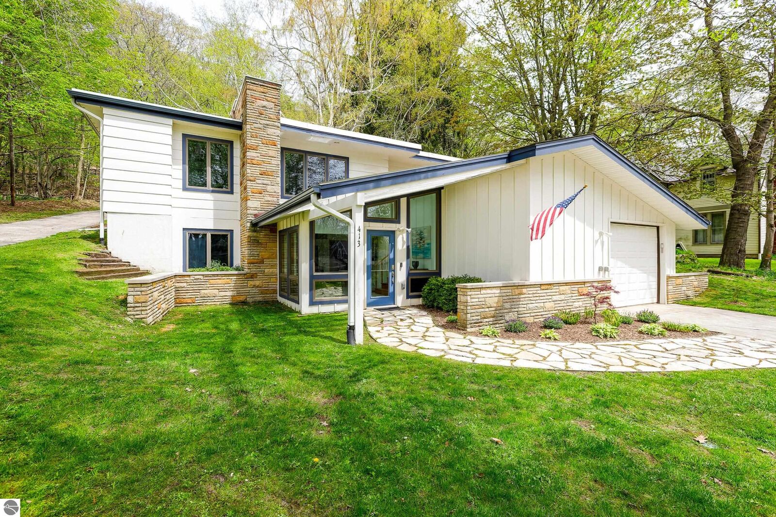 Property Photo:  413-415 Leelanau Avenue  MI 49635 