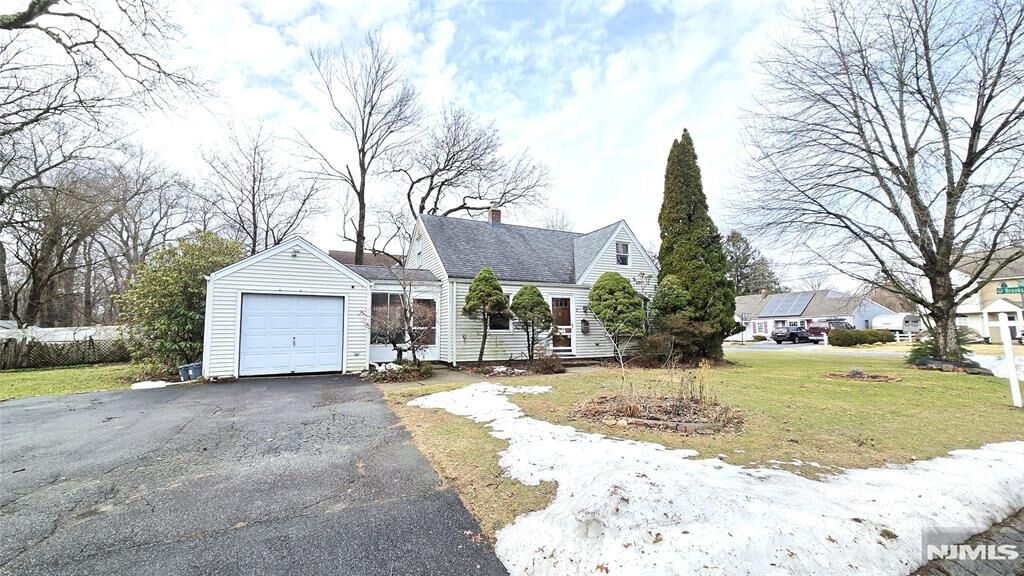 Property Photo: 21 Romondt Road NJ 07444