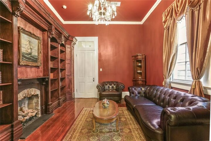 Property Photo:  2117 N Claiborne Avenue  LA 70116 