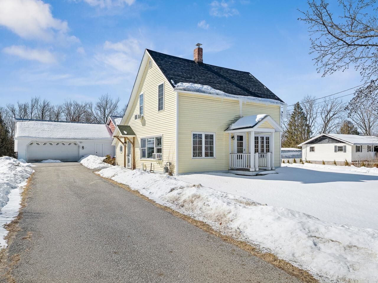 Property Photo:  516 Fairfax Street  VT 05481 