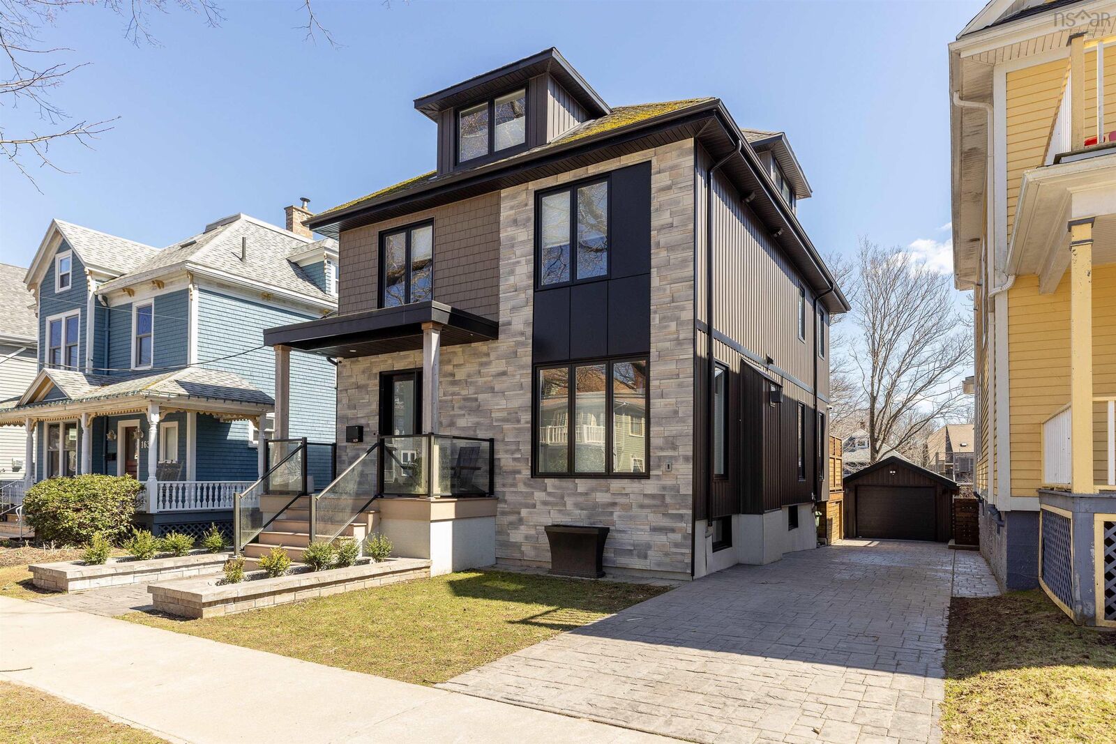 Property Photo: 1629 Vernon Street NS B3H 3M9