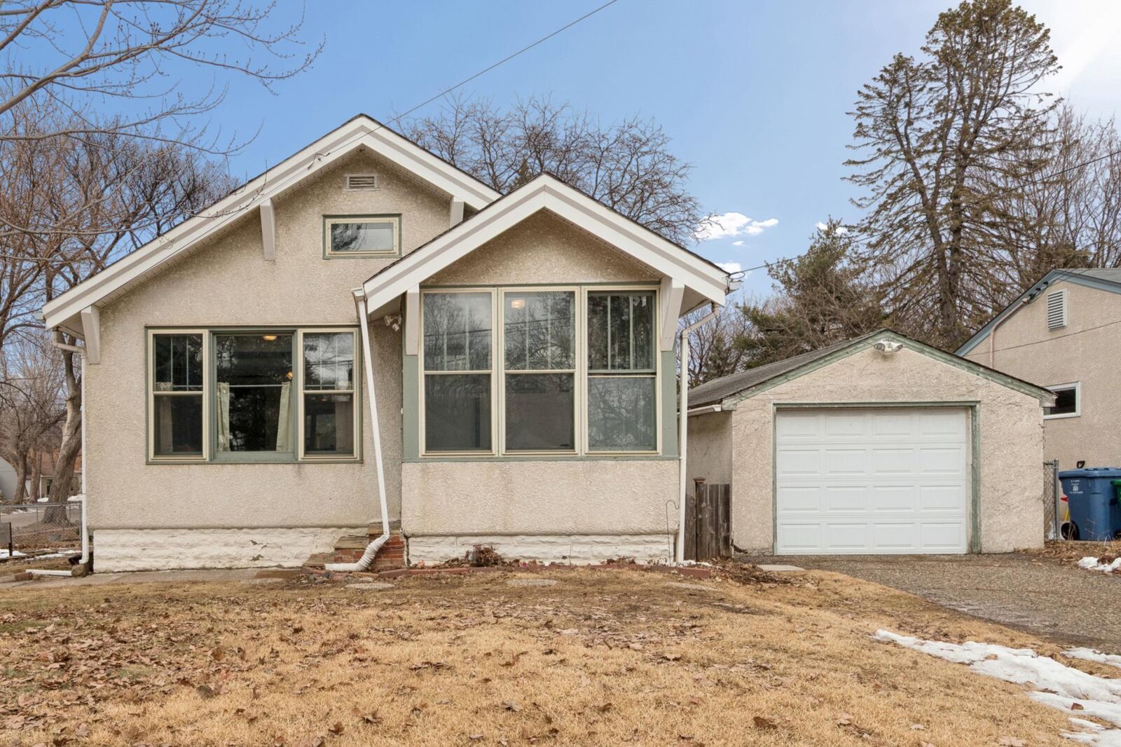 Property Photo: 5925 Clinton Avenue MN 55419