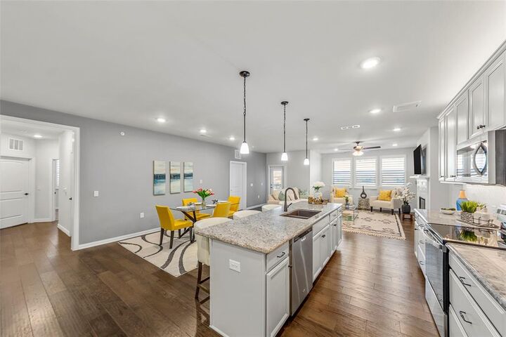 Property Photo: 651 N Watters Road I 5407 TX 75013