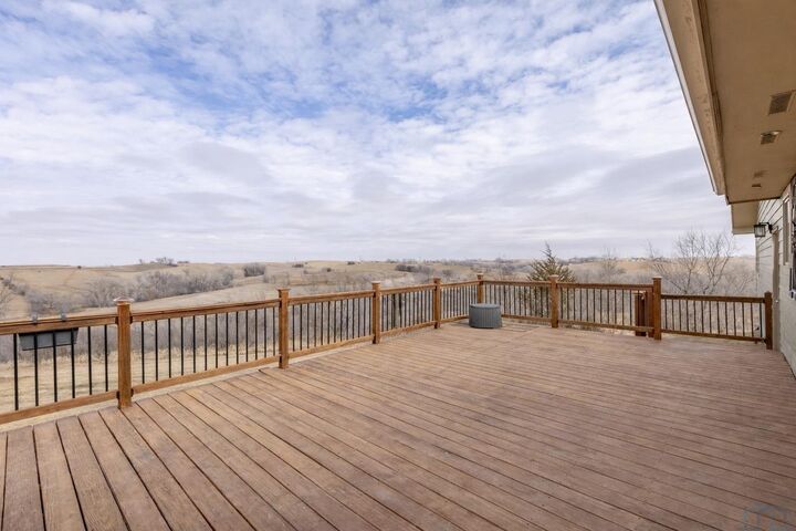 Property Photo:  18231 Weber Rd  IA 51062 