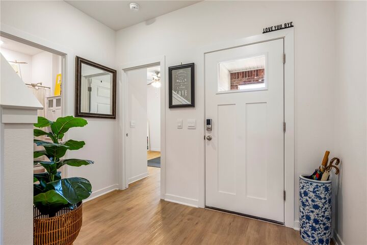 Property Photo:  1984 Larkspur Street  AR 72762 