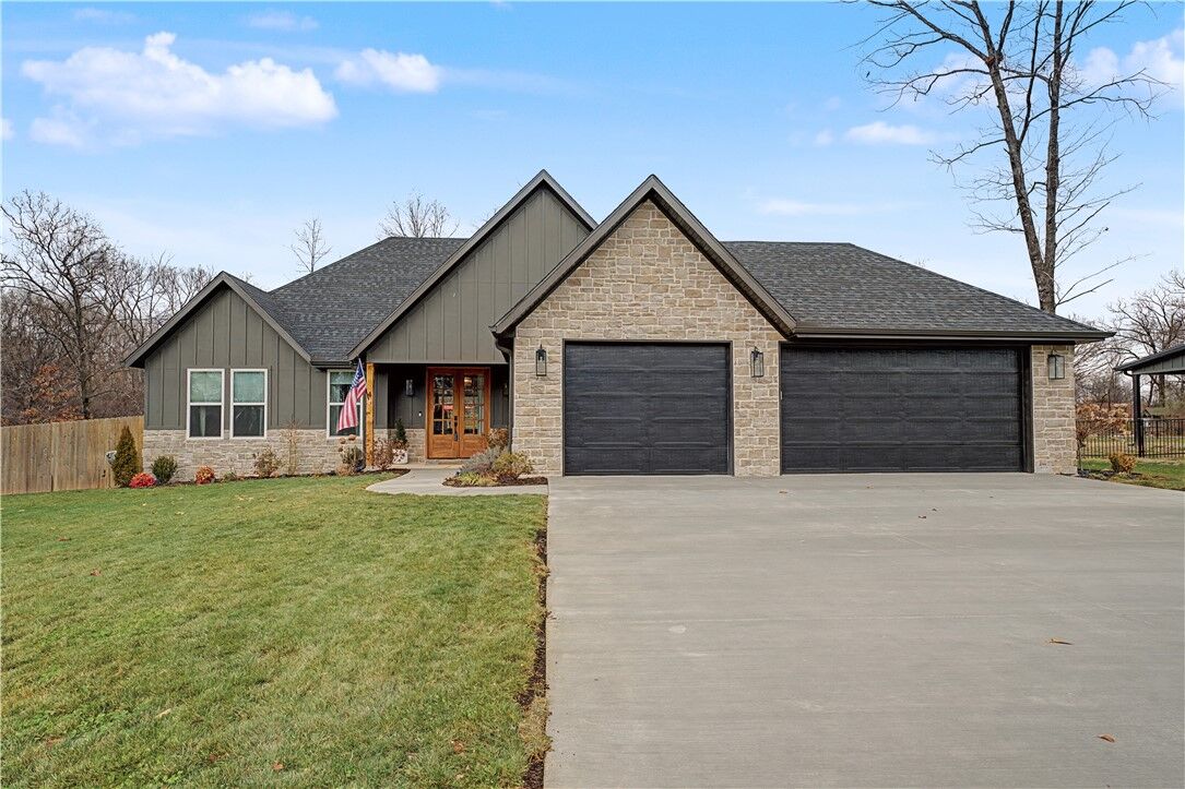Property Photo:  4 Scotch Broom Place  AR 72715 