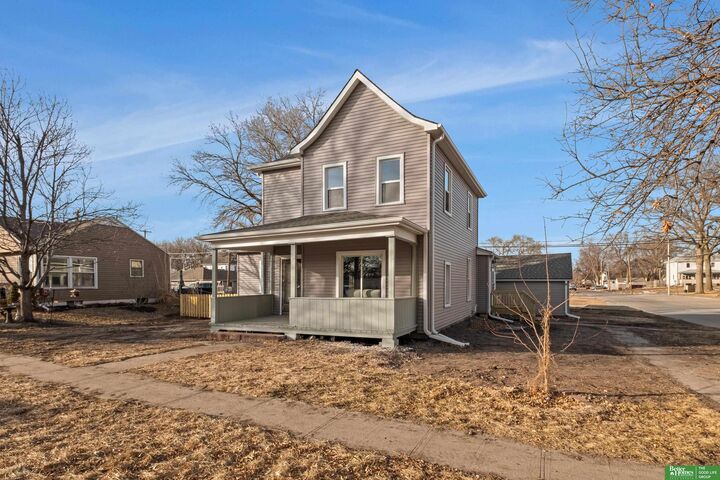 Property Photo:  1702 Silver Street  NE 68003 