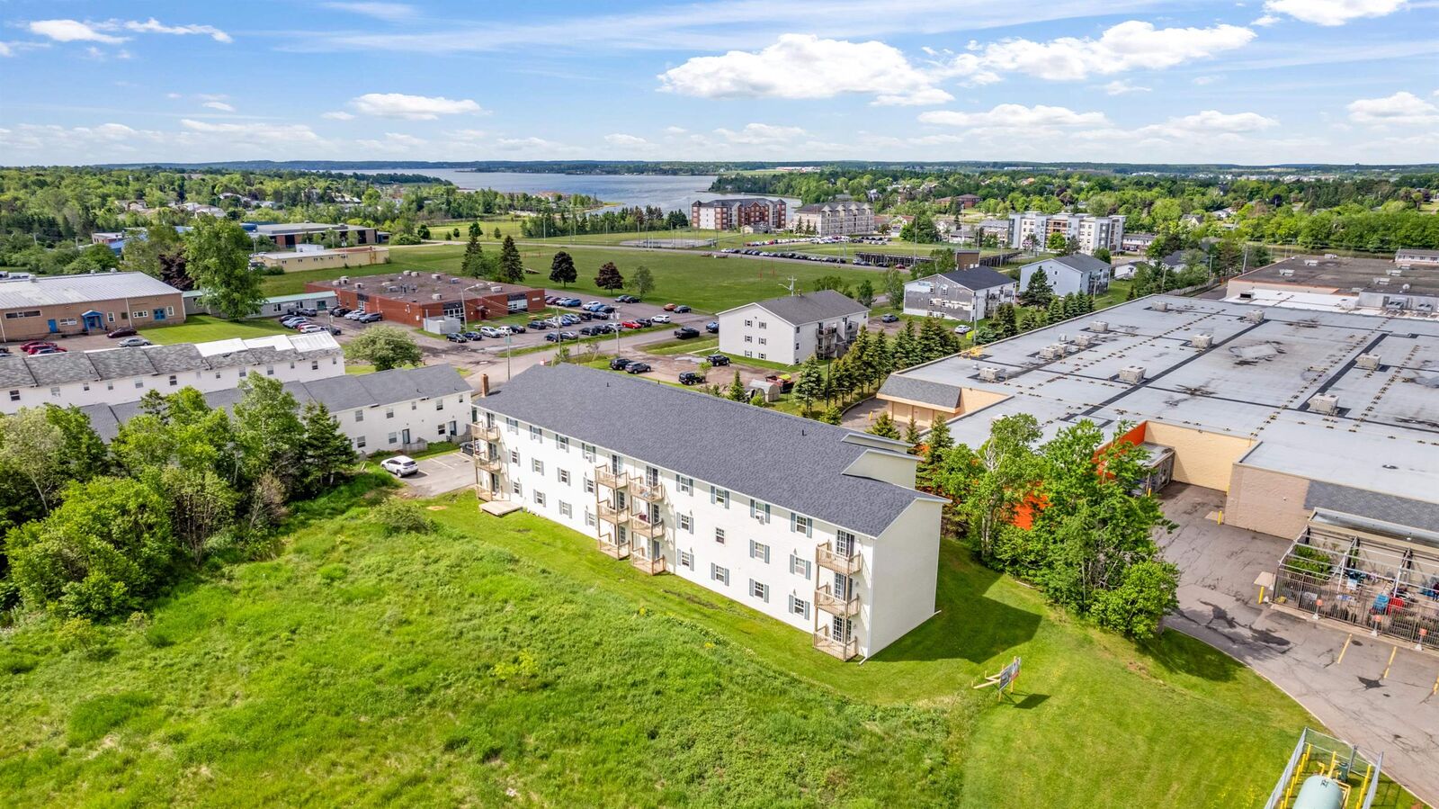 Property Photo: 49 Burns Avenue 306 PE C1E 0B9