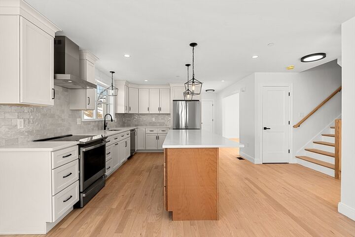 Property Photo: 7 Sylvan Hill Crossing MA 01830