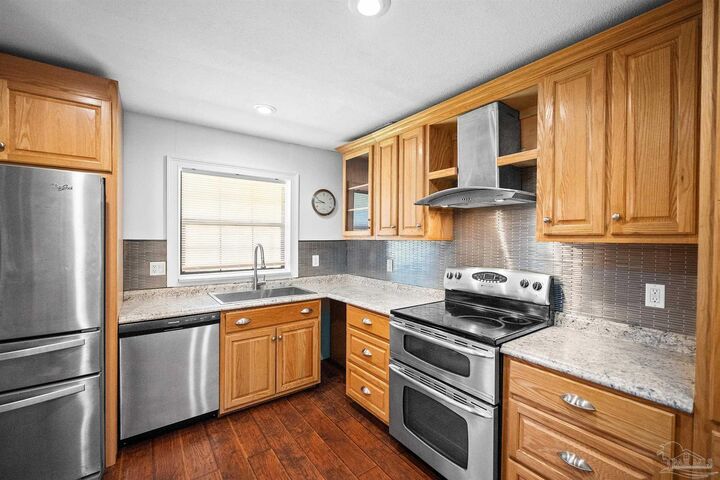 Property Photo:  844 Le Blanc Way  FL 32505 