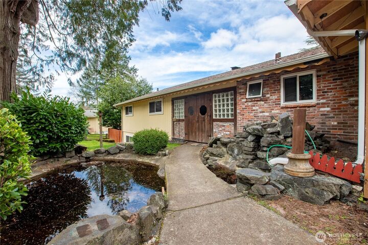 Property Photo:  6934  43rd Loop SE  WA 98503 