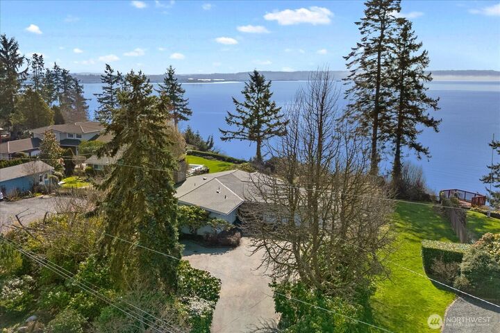 Property Photo:  1128  Potlatch Beach Road  WA 98271 