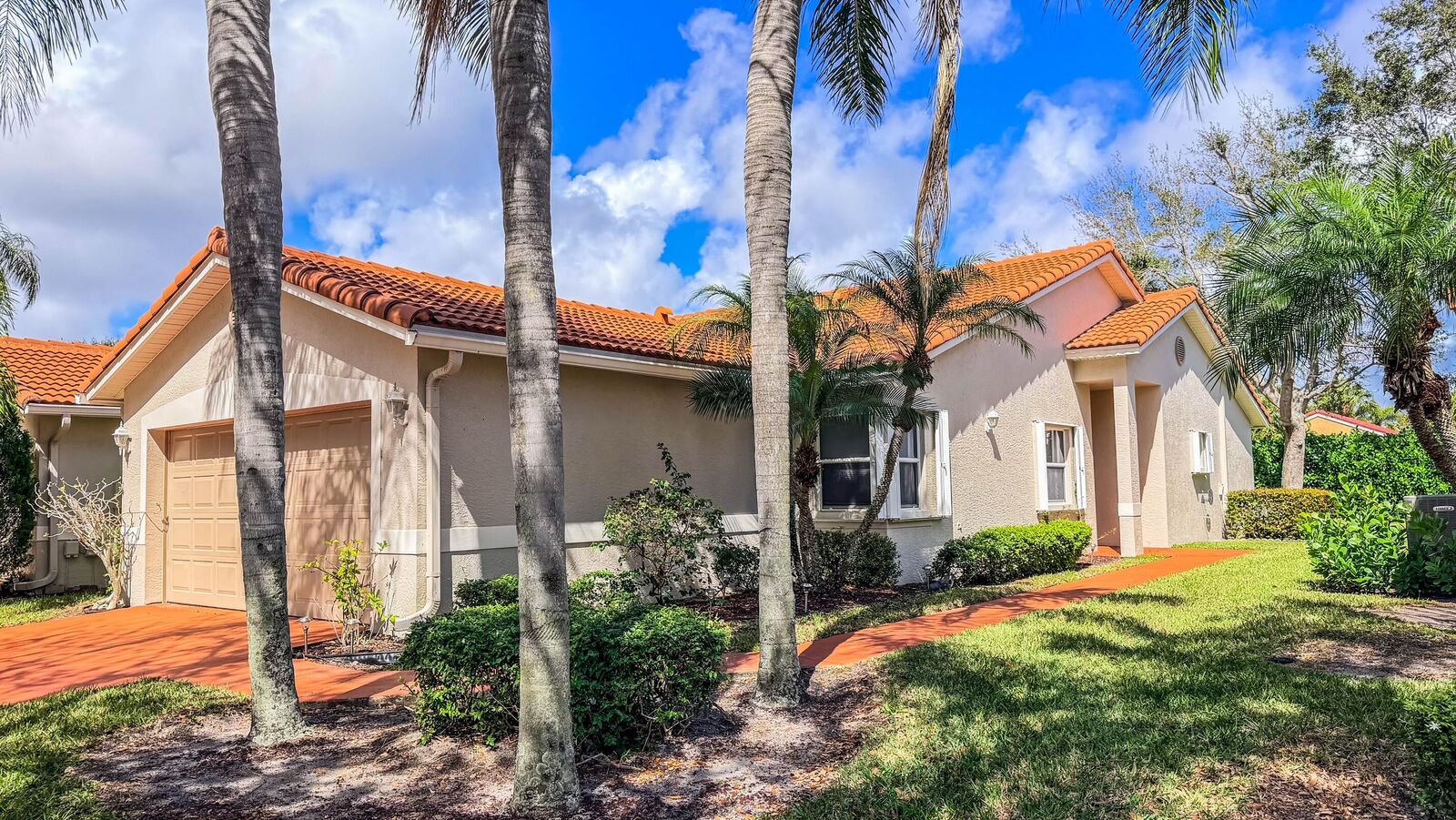 Property Photo:  33 Sausalito Drive  FL 33436 