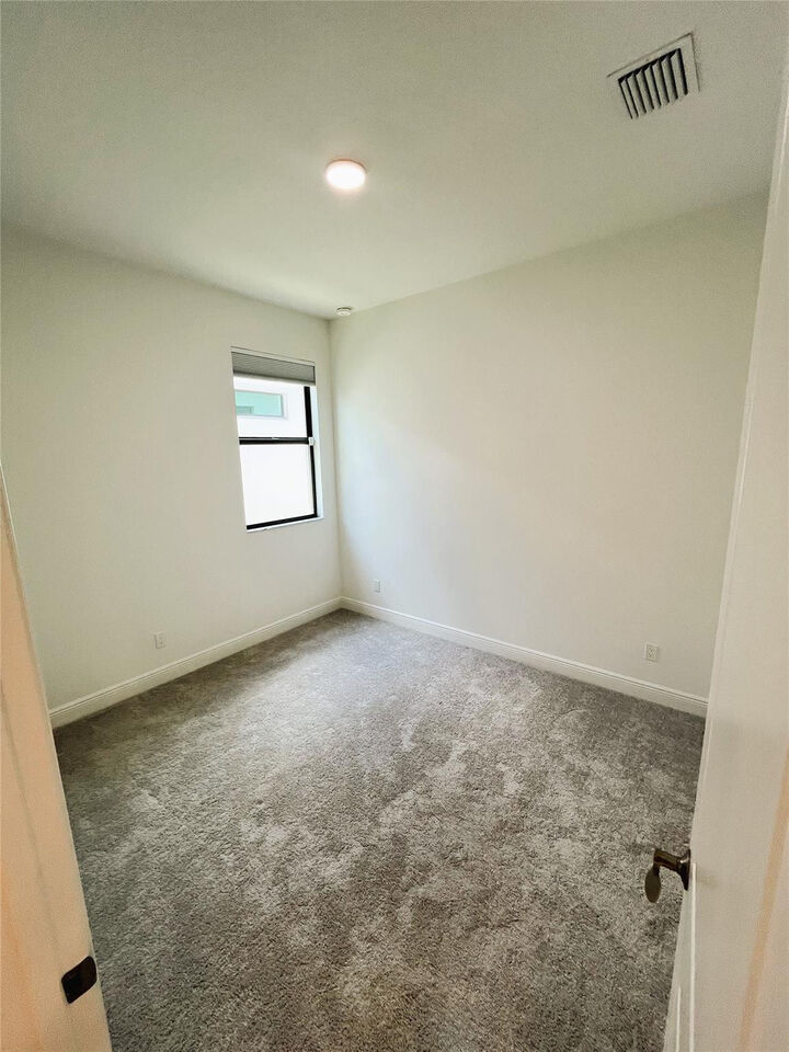 Property Photo:  9006 SW Vetta Way  FL 34987 