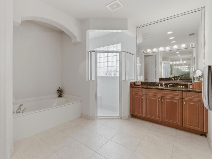 Property Photo:  11082 Via Siena  FL 33437 