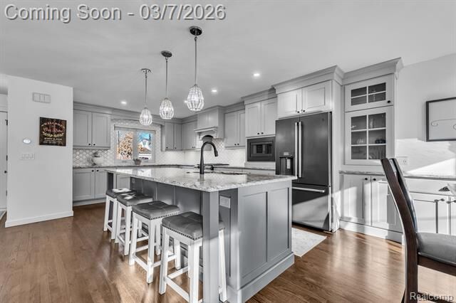 Property Photo:  16302 Alpine Drive  MI 48154 