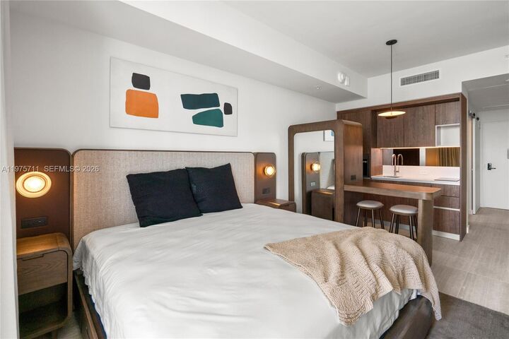 Property Photo: 1611 SW 2nd Av 504 FL 33129