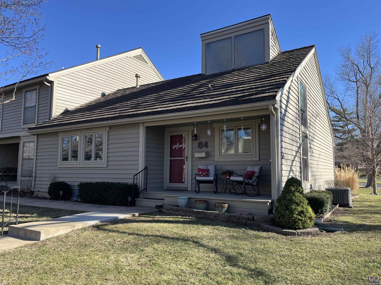 Property Photo:  64 SW Pepper Tree Ln  KS 66611 