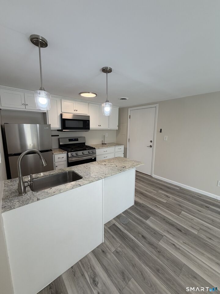 Property Photo: 267 Branford Road 203 CT 06471