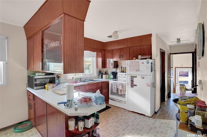 Property Photo: 2160 McDonald Street SK S4N 2Y7