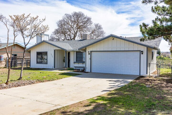 Property Photo: 22920 Monroe Lane CA 93561