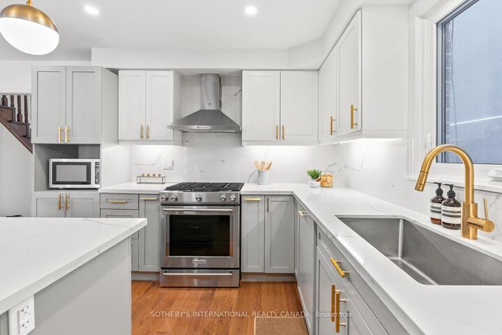 Property Photo:  15A Schell Avenue  ON M6E 2S7 