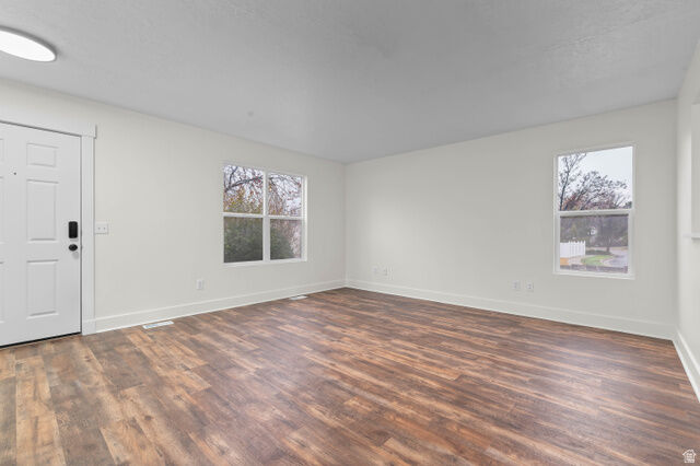 Property Photo:  6052 S Macbeth Ct W  UT 84123 