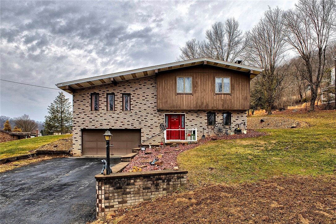 Property Photo:  13669 Turner Valley Rd  PA 15642 