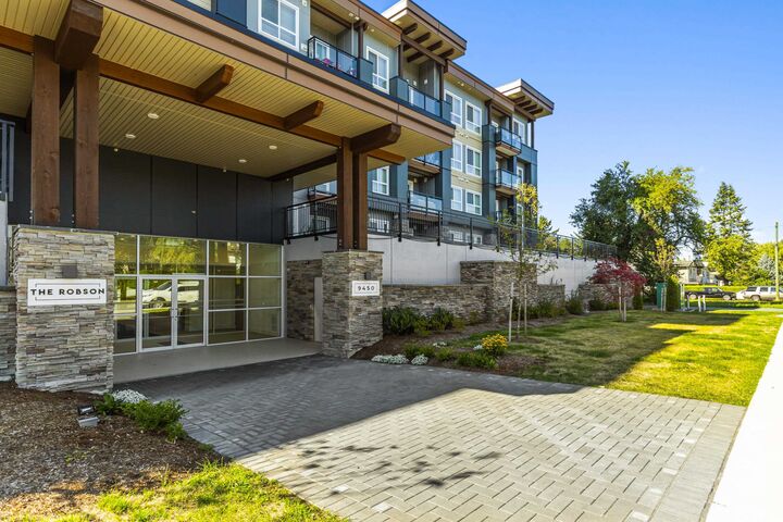 Photo de la propriété:  9450 Robson Street 214  BC V2P 0L7 